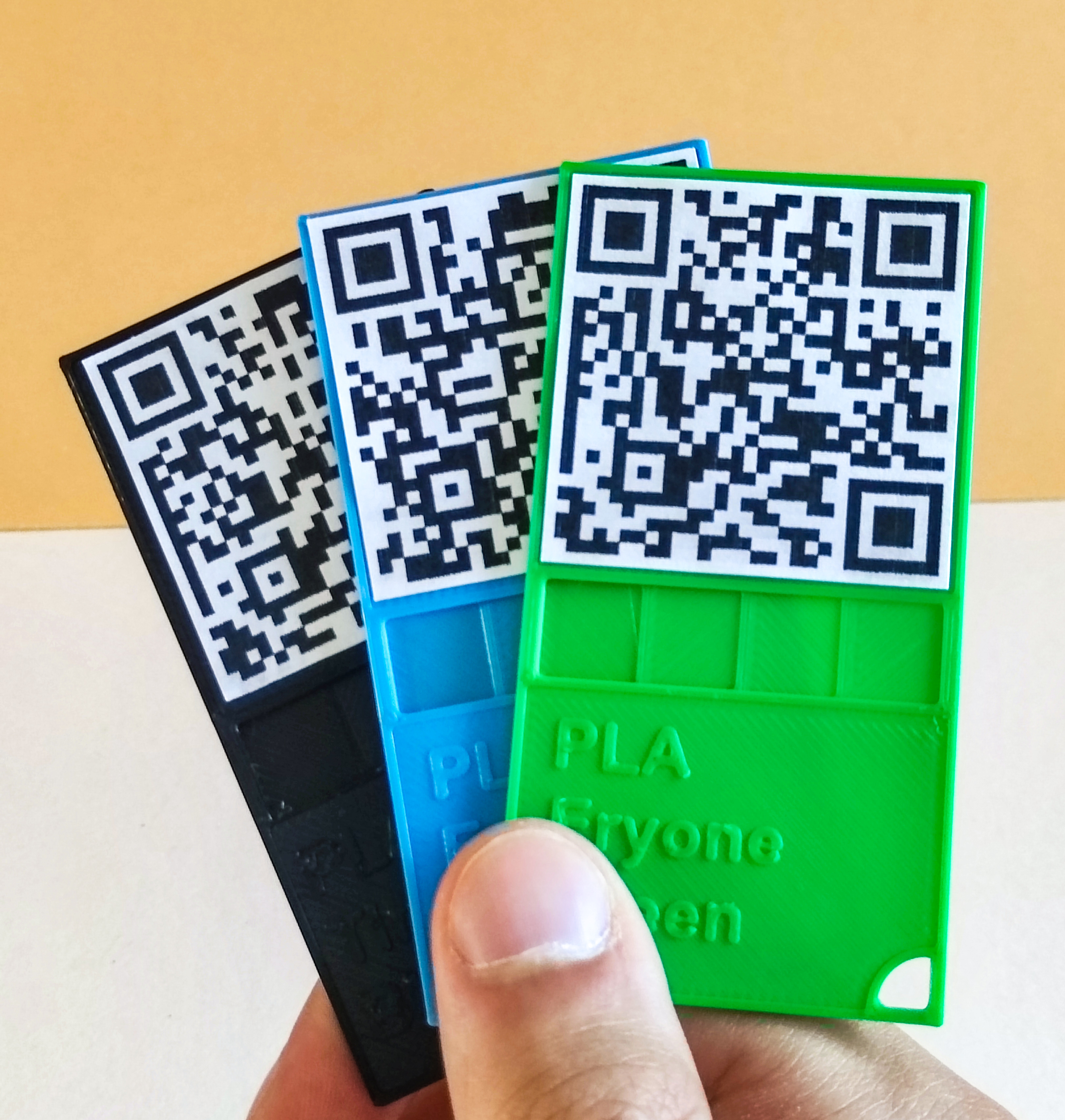 Miniatura 3 do modelo 3D QR Code Filament Sample Swatch