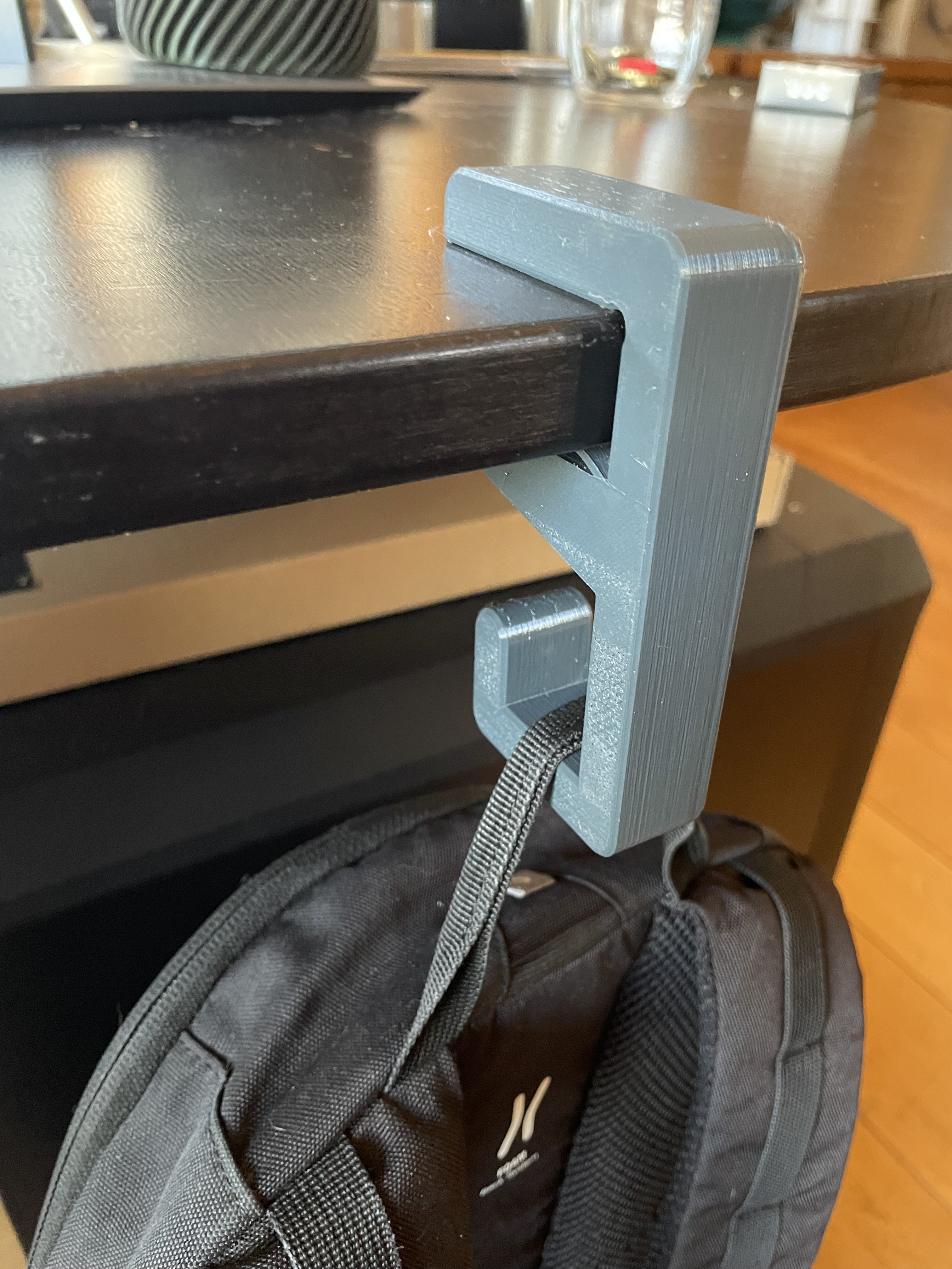 DeskHook - Hook for your desk with 18mm thickness