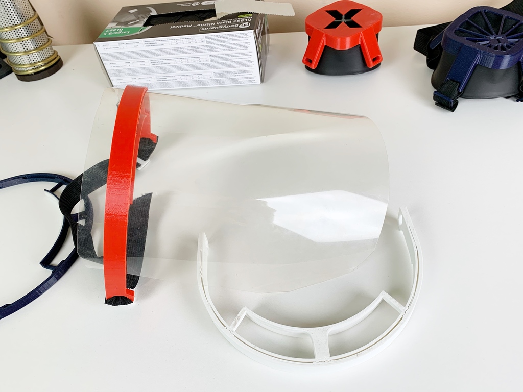 Covid19 Face shield simple to print by Valentino Hesse Download