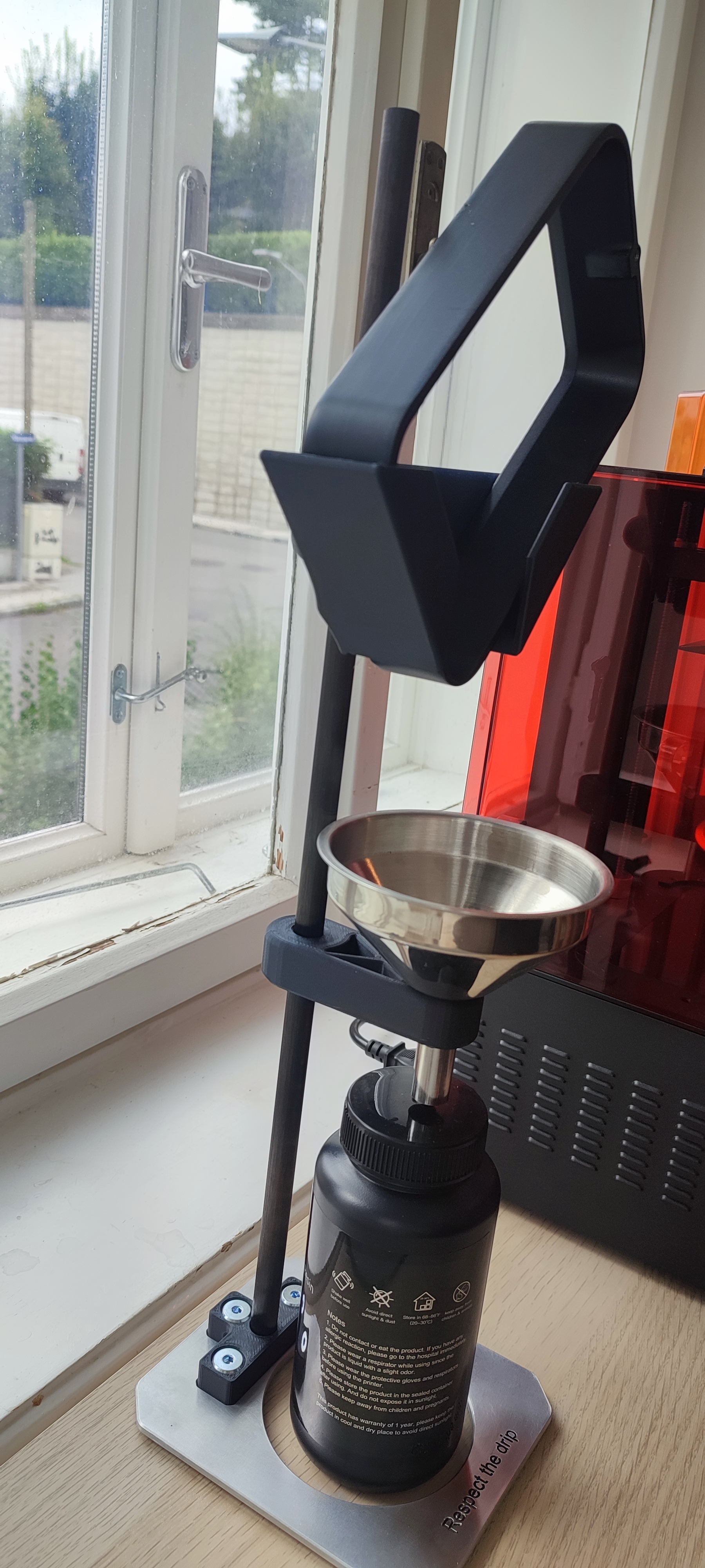 Resin vat drip assembly