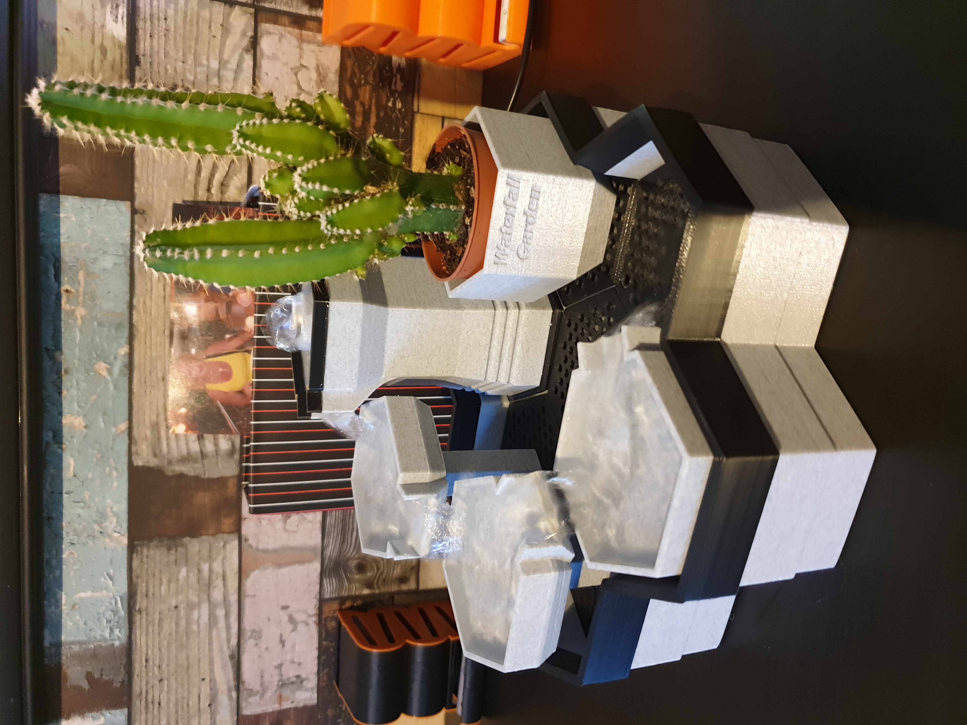 Desktop Fountain Flower Pot