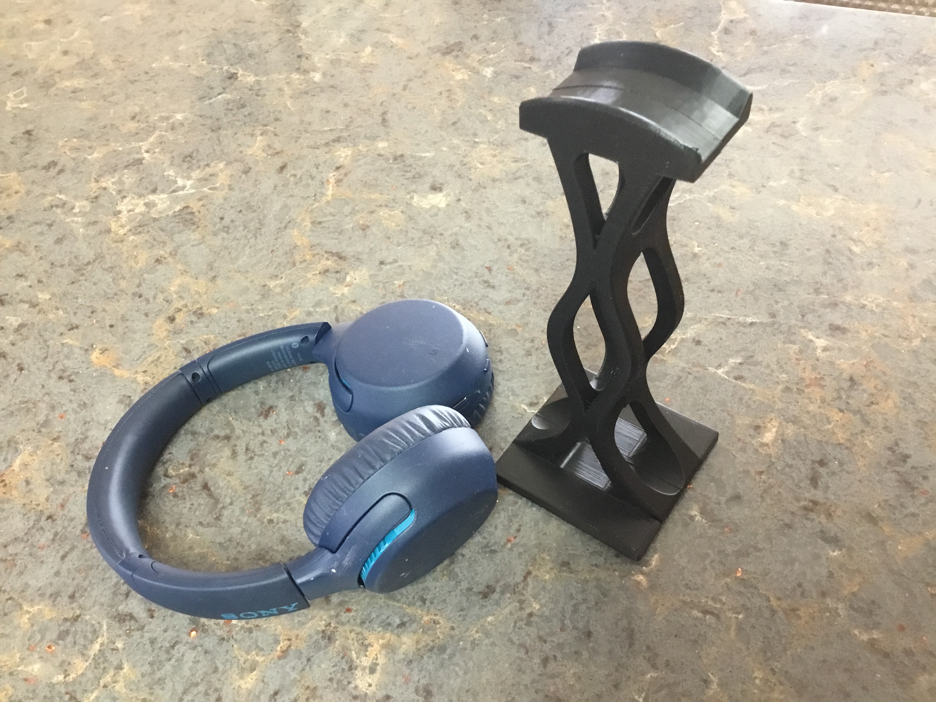 Miniatura 2 do modelo 3D Headphone Stand