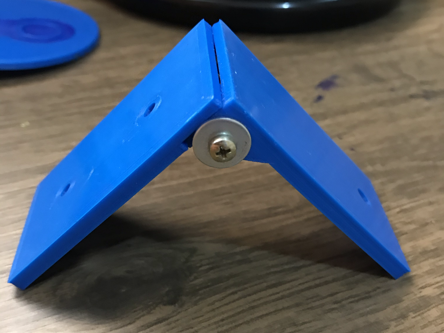Miniatura 7 do modelo 3D Projector mount with tilting
