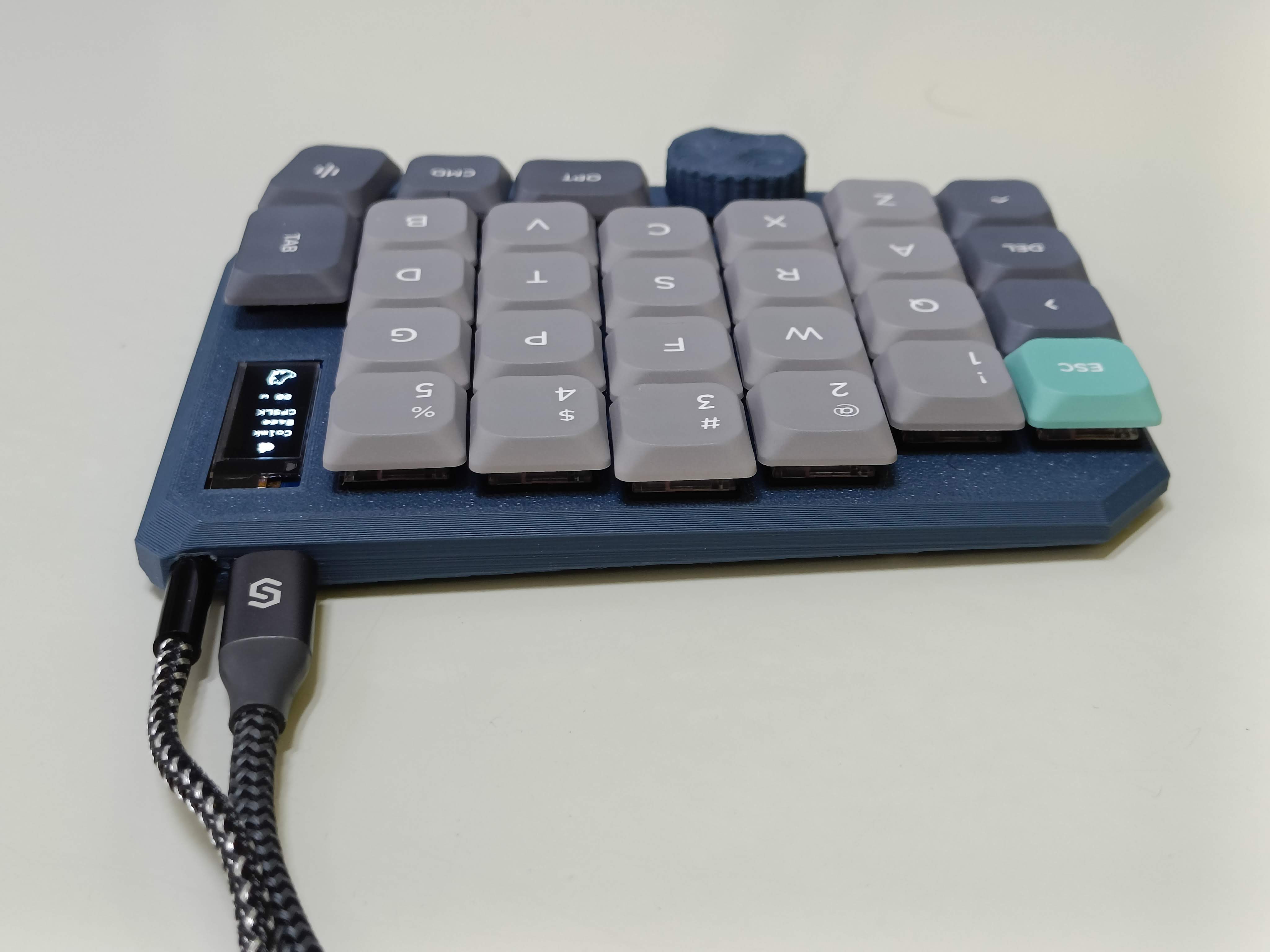 Miniatura 9 do modelo 3D Chakra56 low profile split keyboard