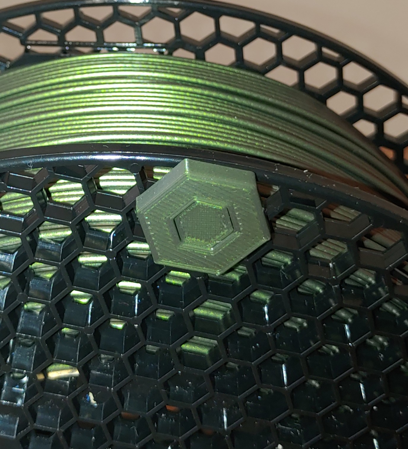 Simple Filament Sample stored on Prusament Spooles - All on Spool