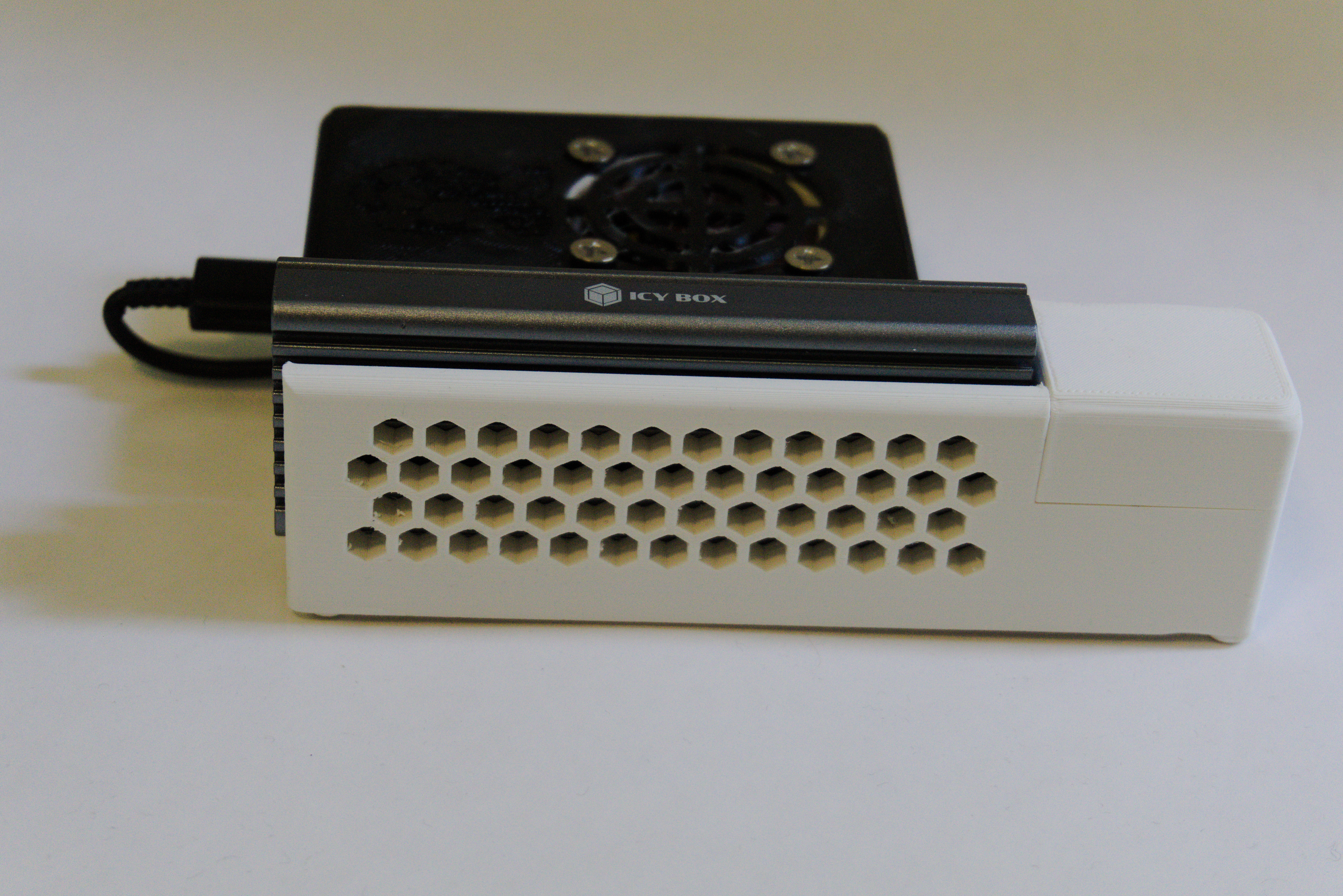 Miniatura 3 do modelo 3D Raspberry Pi 4 Nas case (modular)