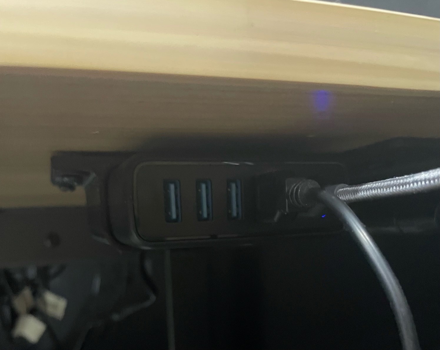 Remix - Under Desk mount for Anker PD USB and USB C hub