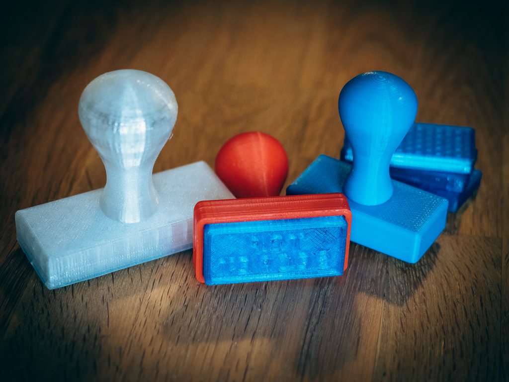 Custom Stamp with Exchangeable Text por cbaoth Descargar modelo STL