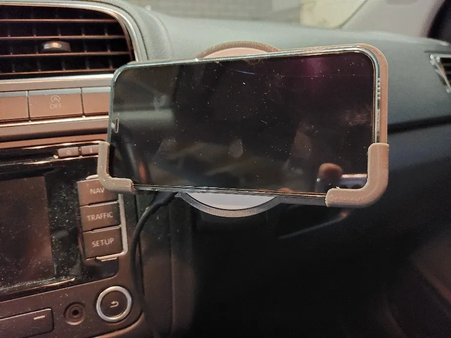 Vw polo sales phone holder