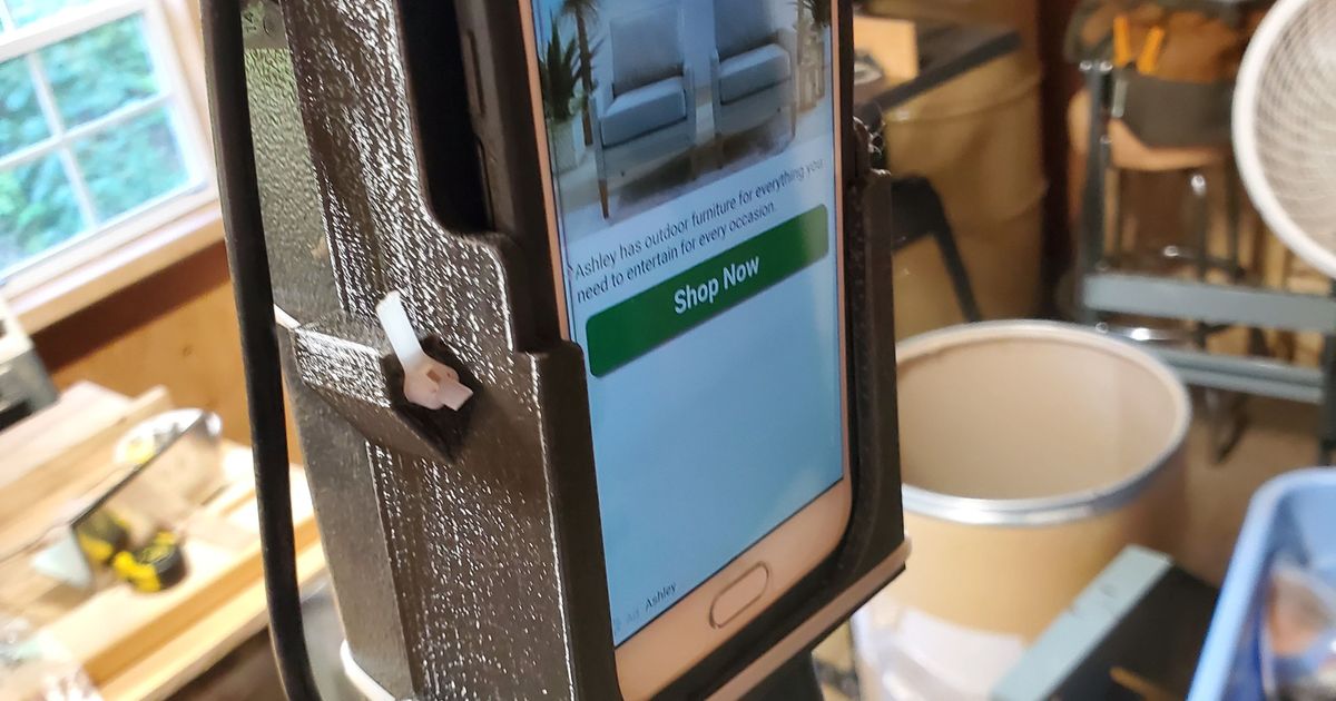 Phone holder for tractor roll bar by InqEnzo Download free STL model