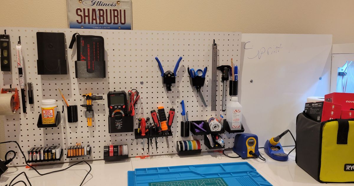 Pegboard Desk Mounts by Shabubu Download free STL model