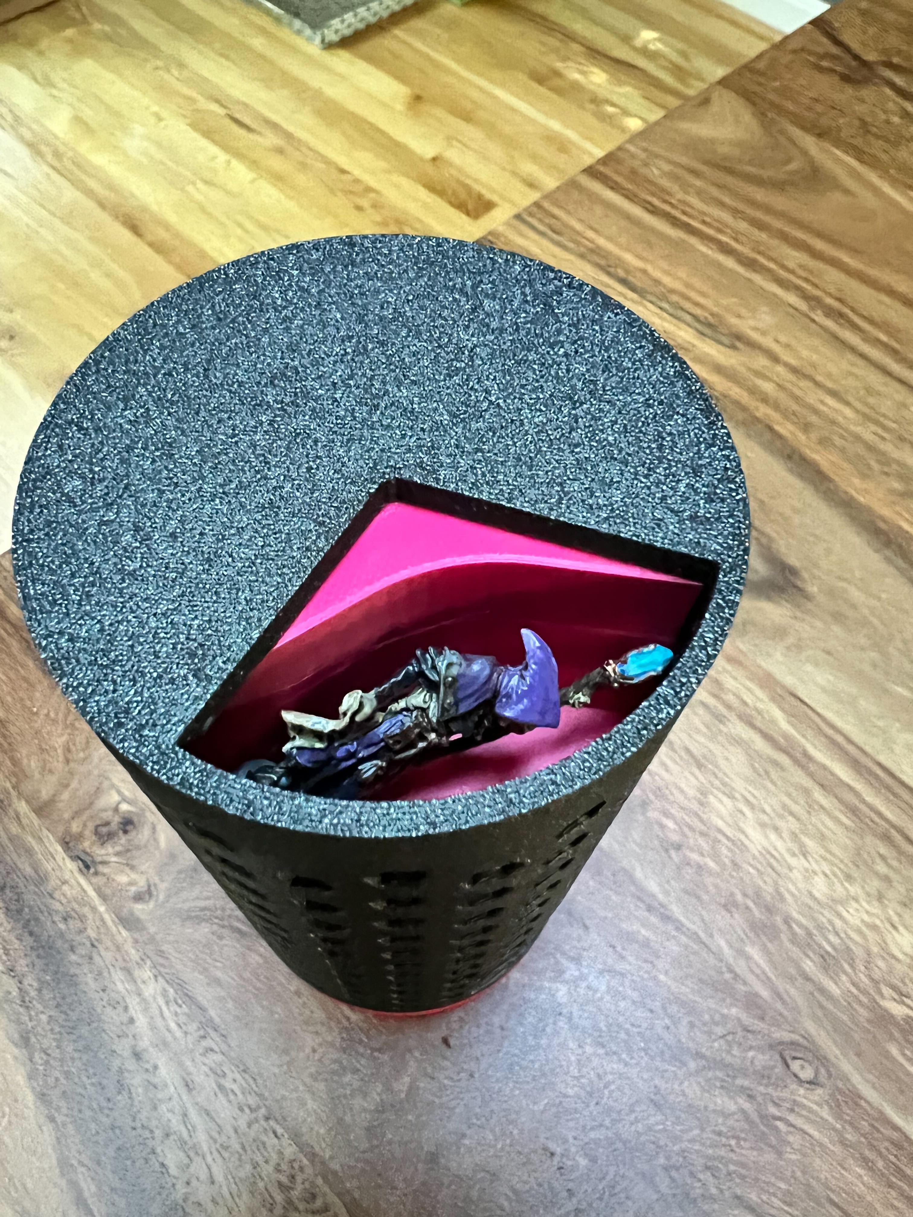 Miniatura 11 do modelo 3D Contemporary Dice Tower & Compact Storage Solution