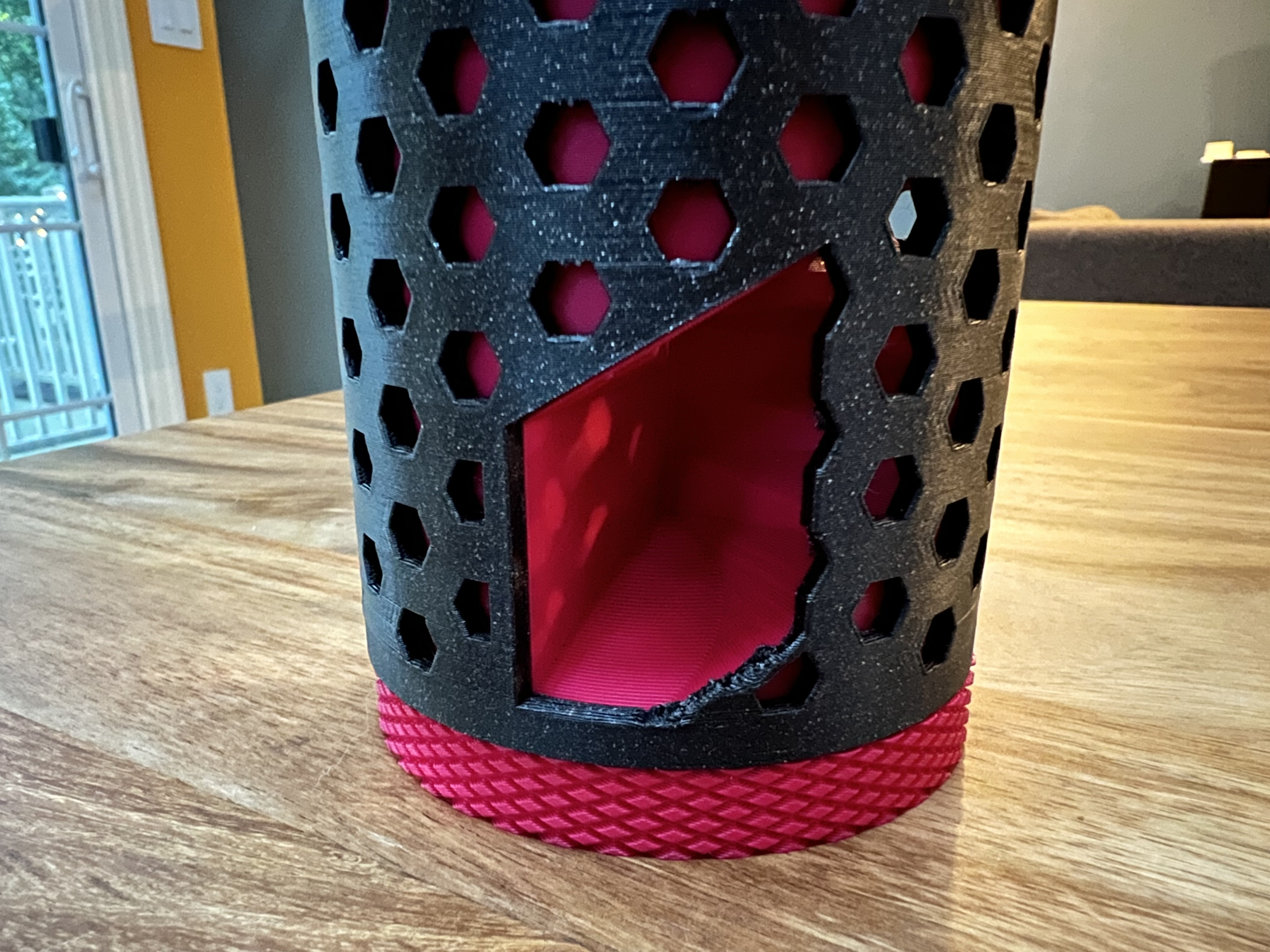 Miniatura 17 do modelo 3D Contemporary Dice Tower & Compact Storage Solution
