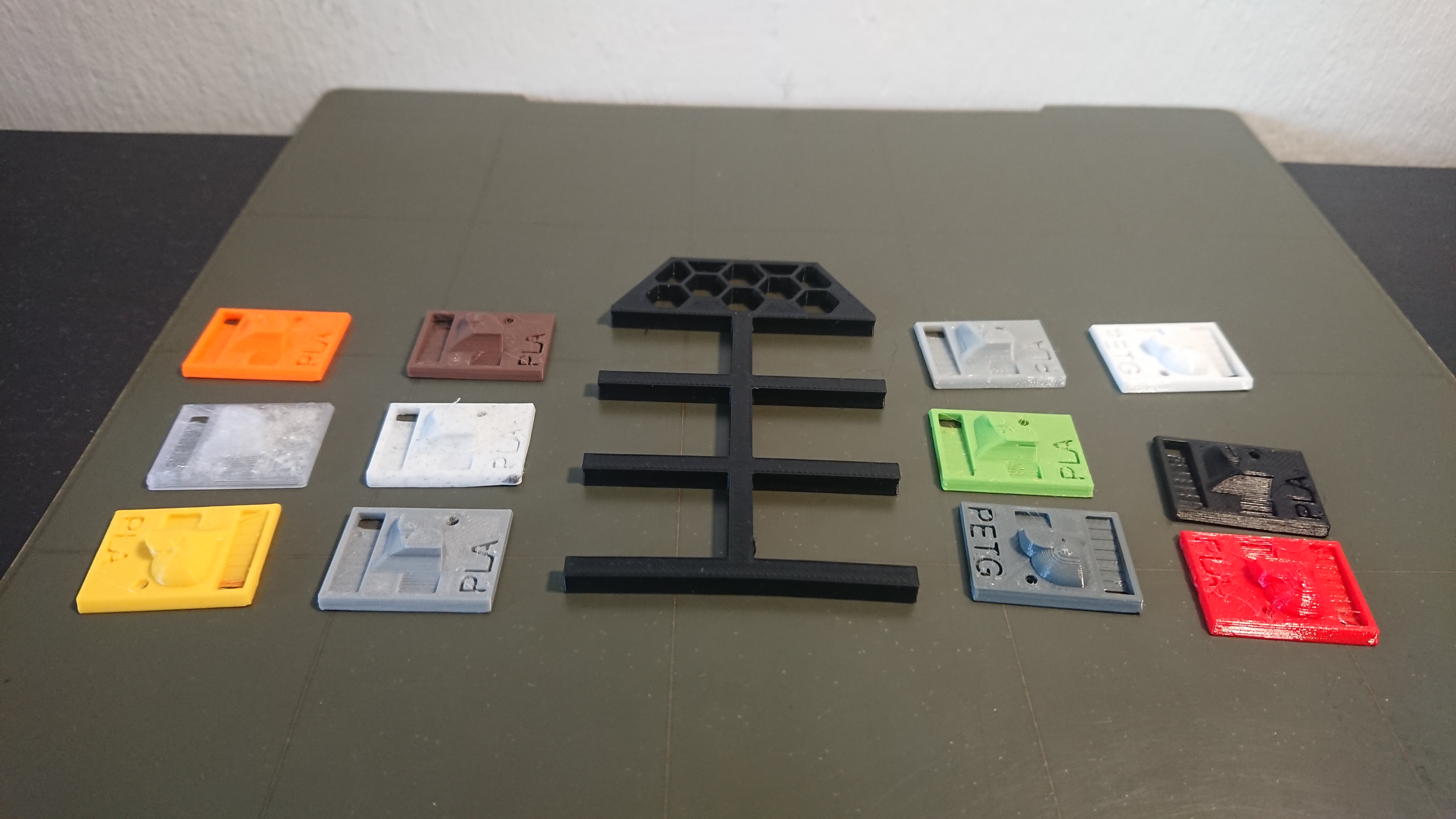 Miniatura 6 do modelo 3D Filament material sampler
