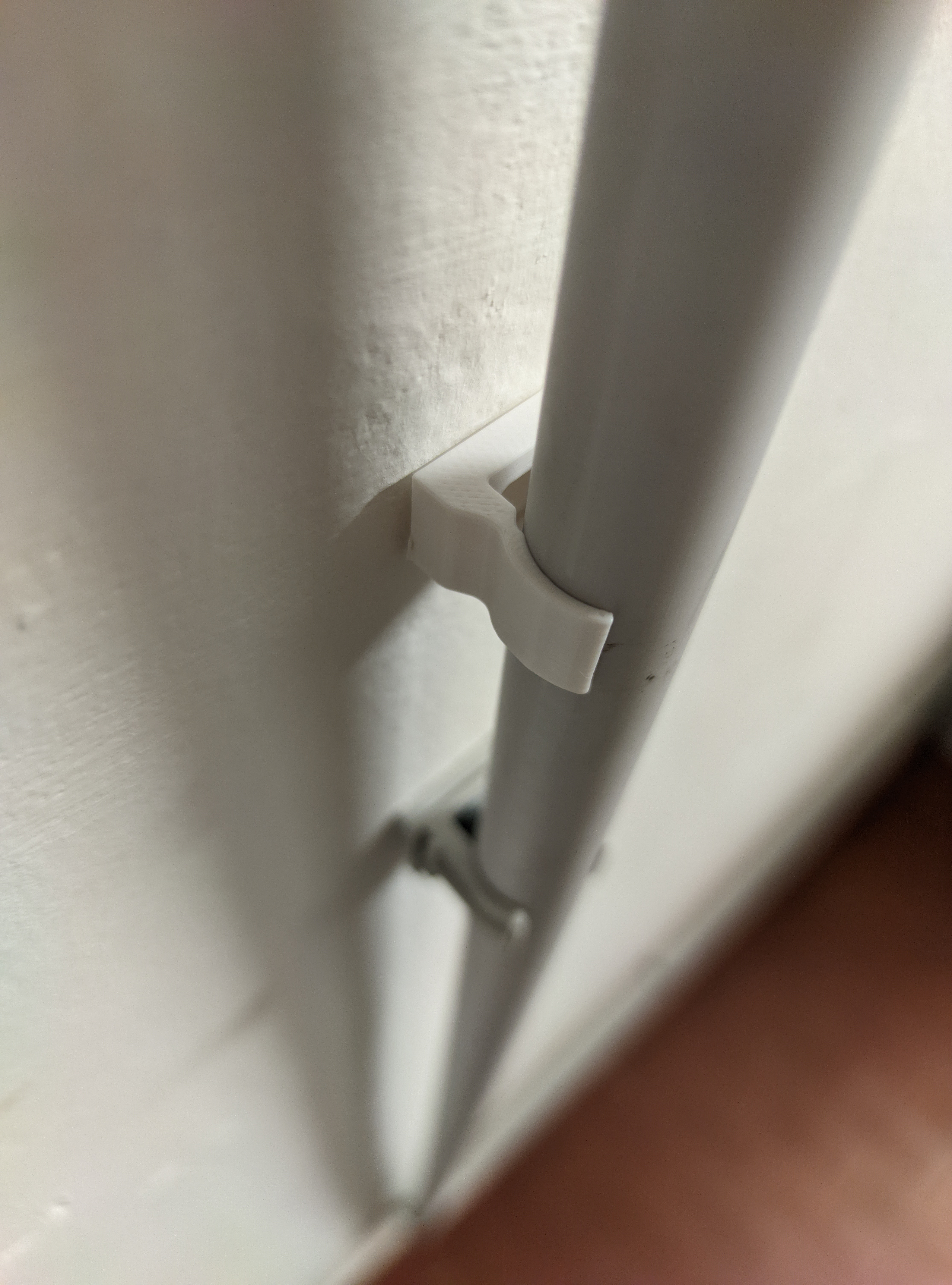 20mm PVC pipe clip