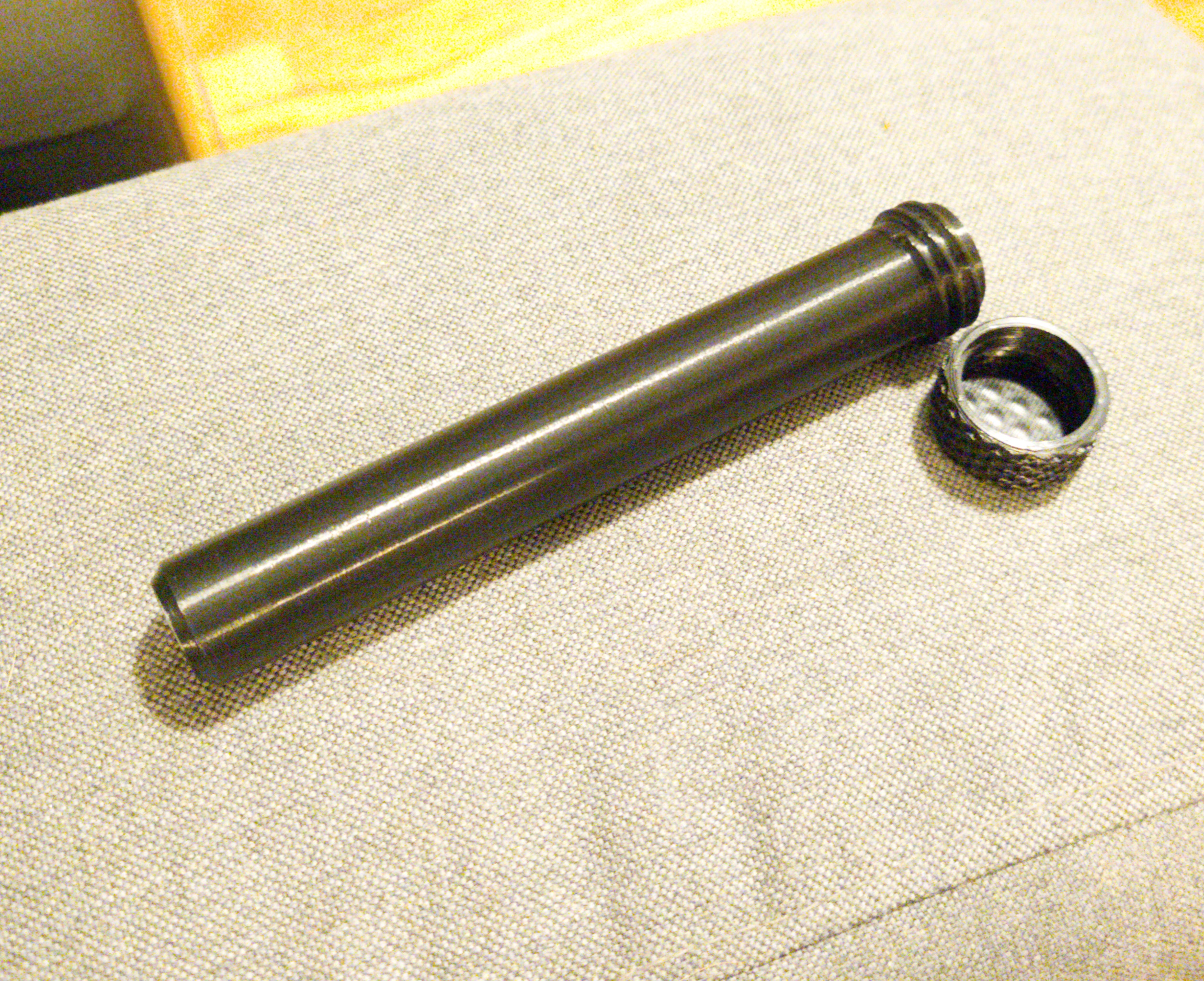 Doob tube, joint container.