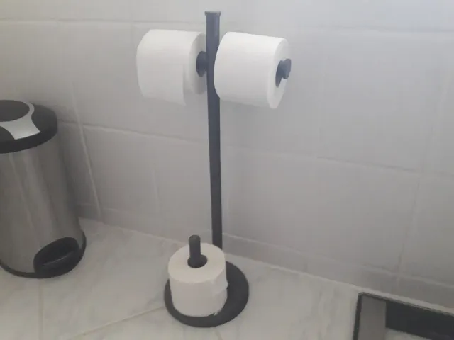 toilet roll stand with customizable height