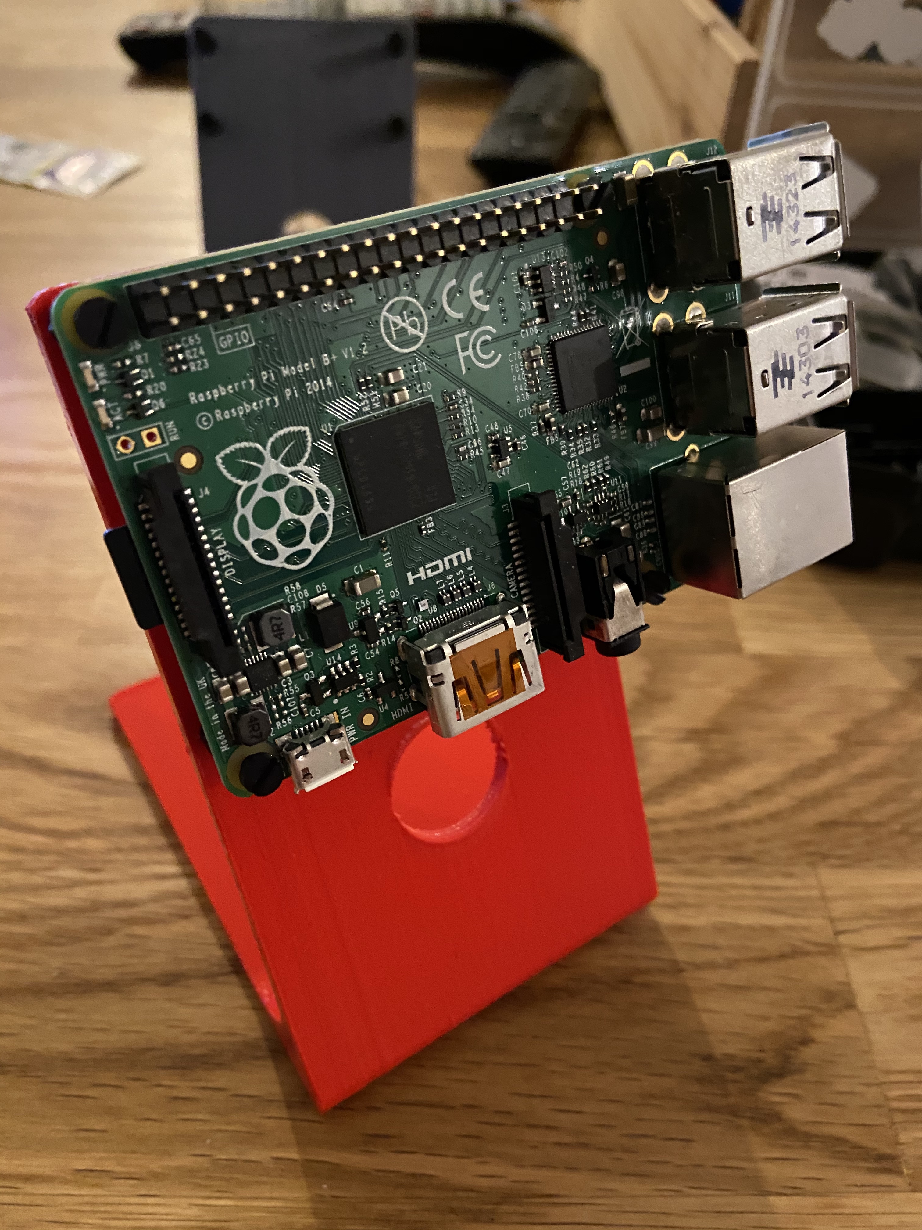 Miniatura 4 do modelo 3D Raspberry Pi Stand (A+ B+ form factor)