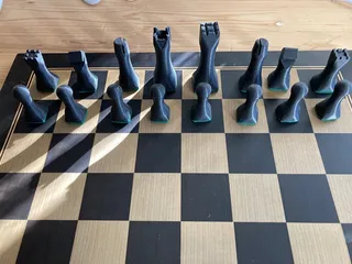 3D Printable Jogo de Xadrez Goianese / Art Deco Chess Set by