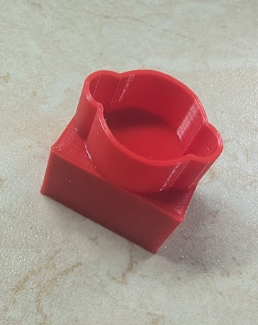 Auxiliary wheel housing
