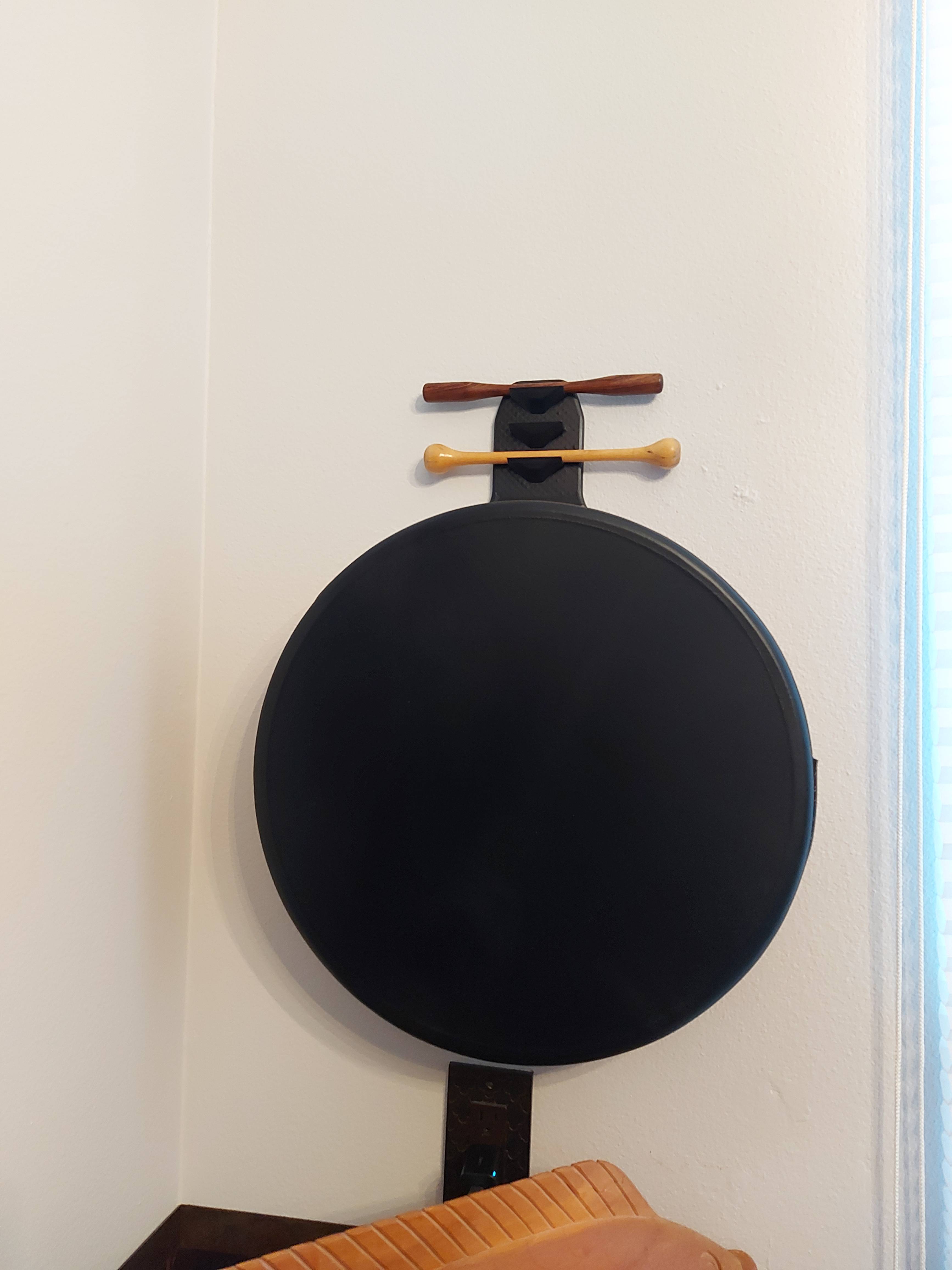 Bodhrán wall mount