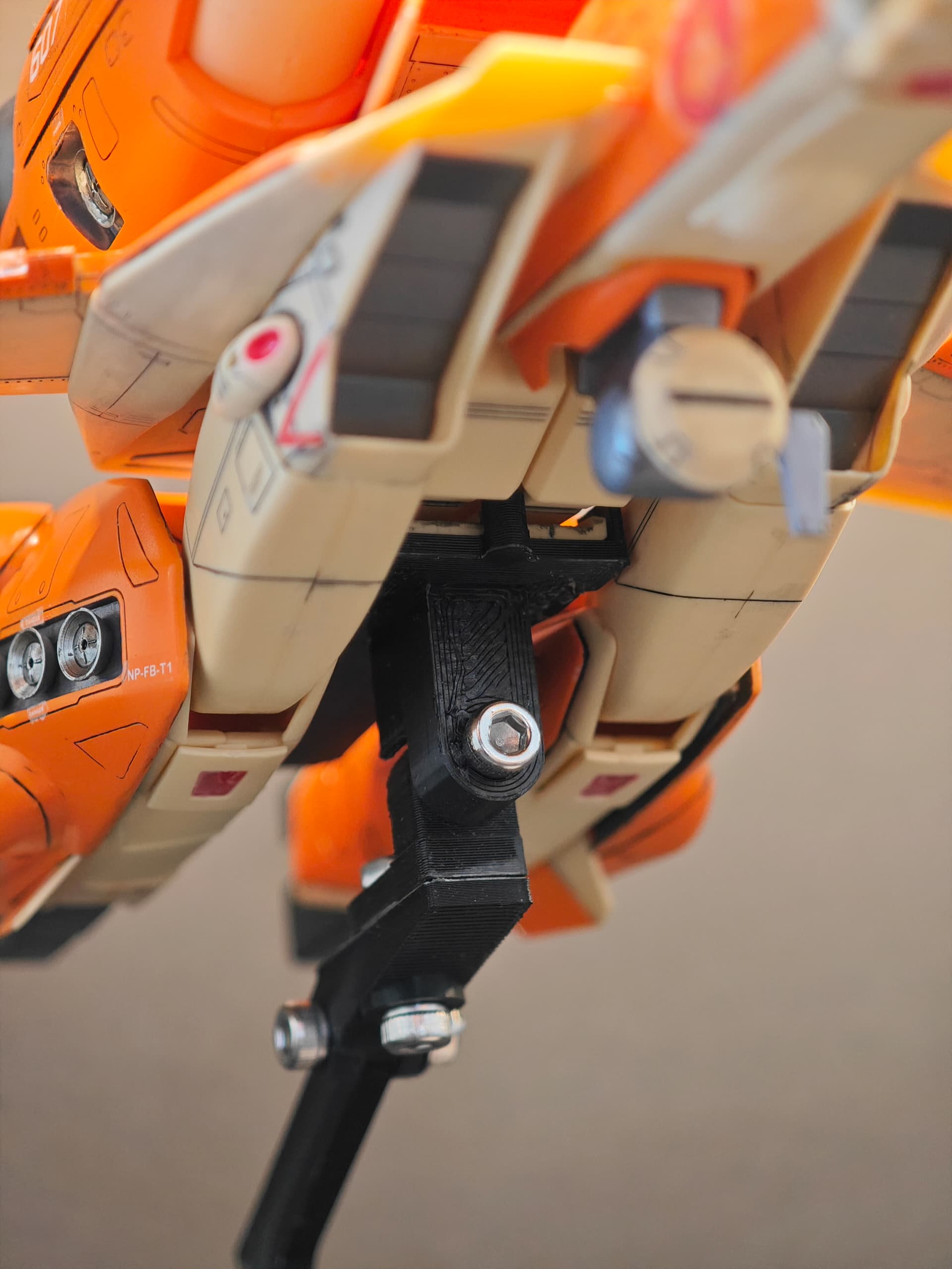 Macross Valkyrie 1/72 model stand