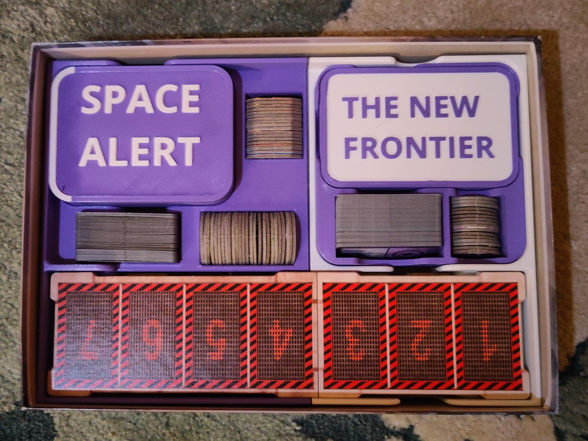 Space Alert and The New Frontier organizer / tray