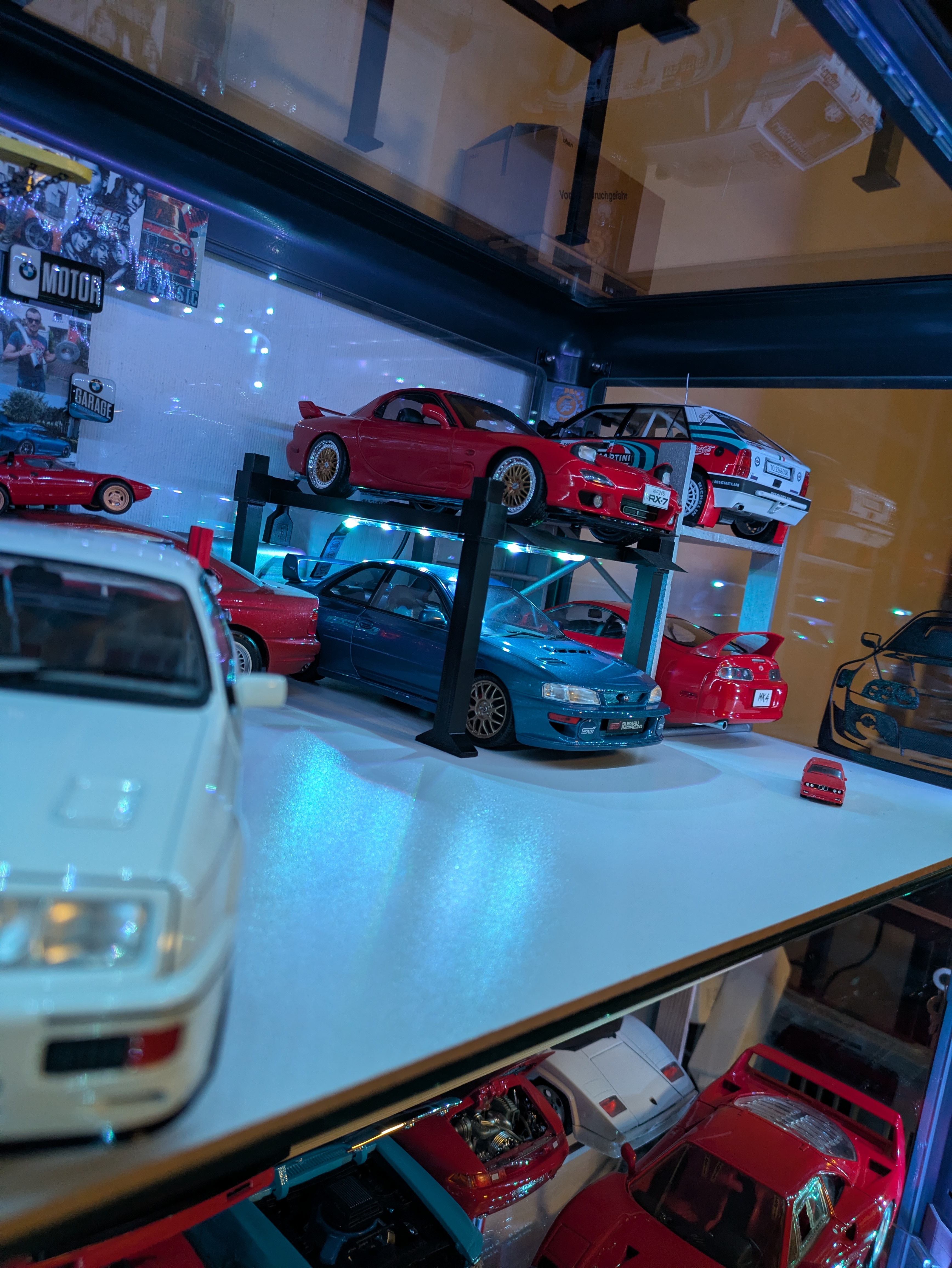 Car Lift  Scale  1/18 No fasteners needed. — miniatura 13