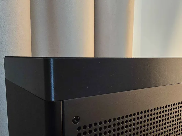 Louqe Ghost R1 Top Hat