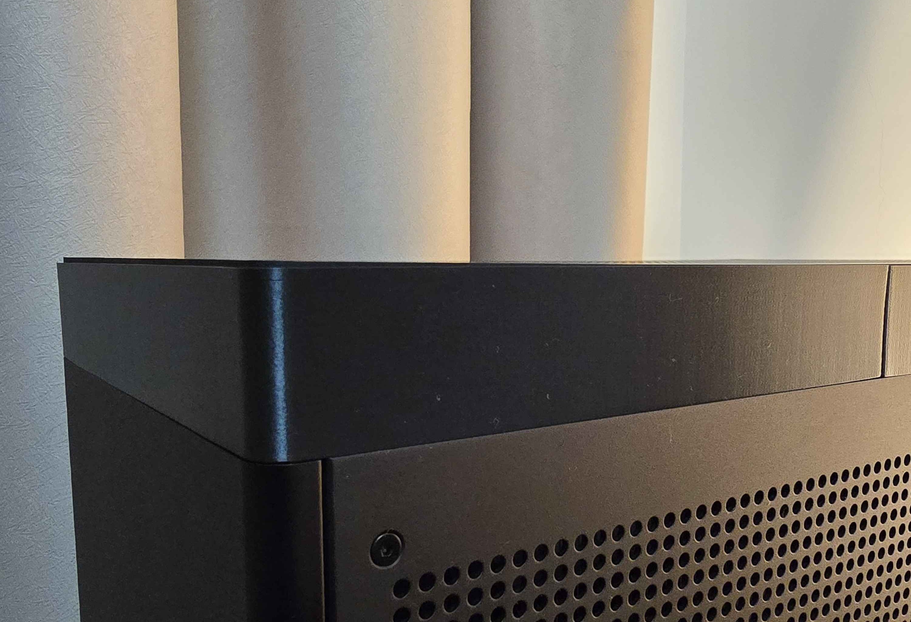 Louqe Ghost R1 Top Hat