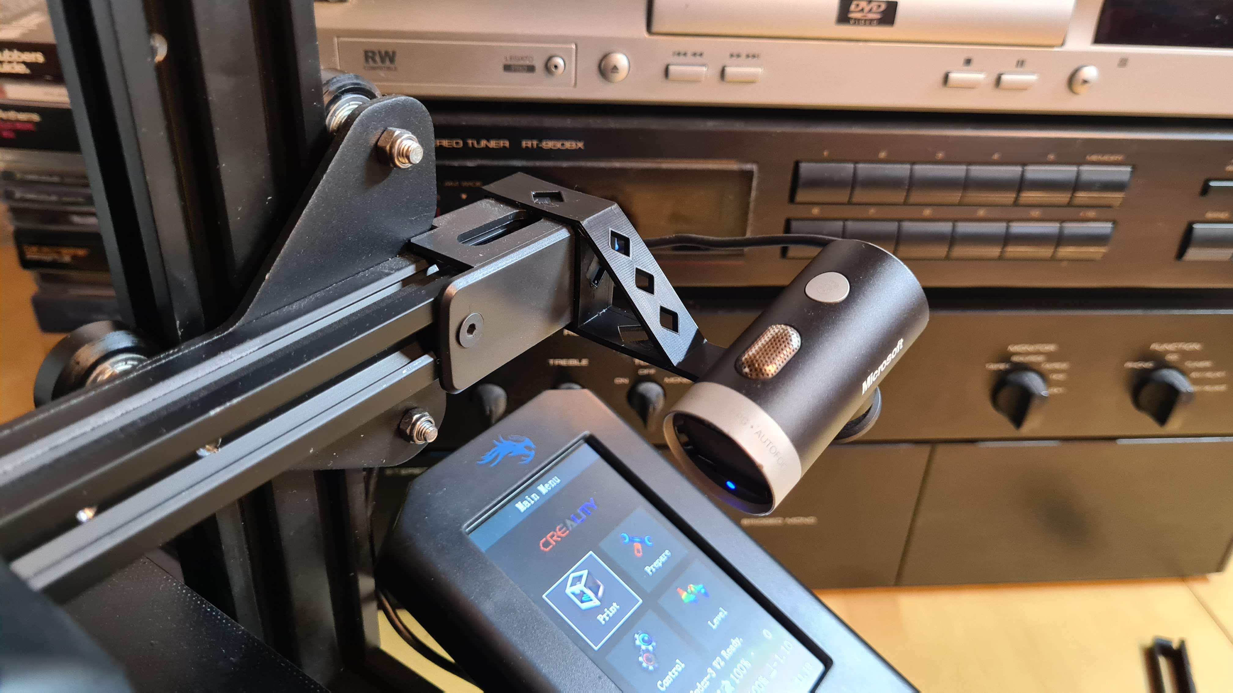 Ender 3 v2 xcarriage webcam mount for (Microsoft LifeCam) by Siggy101