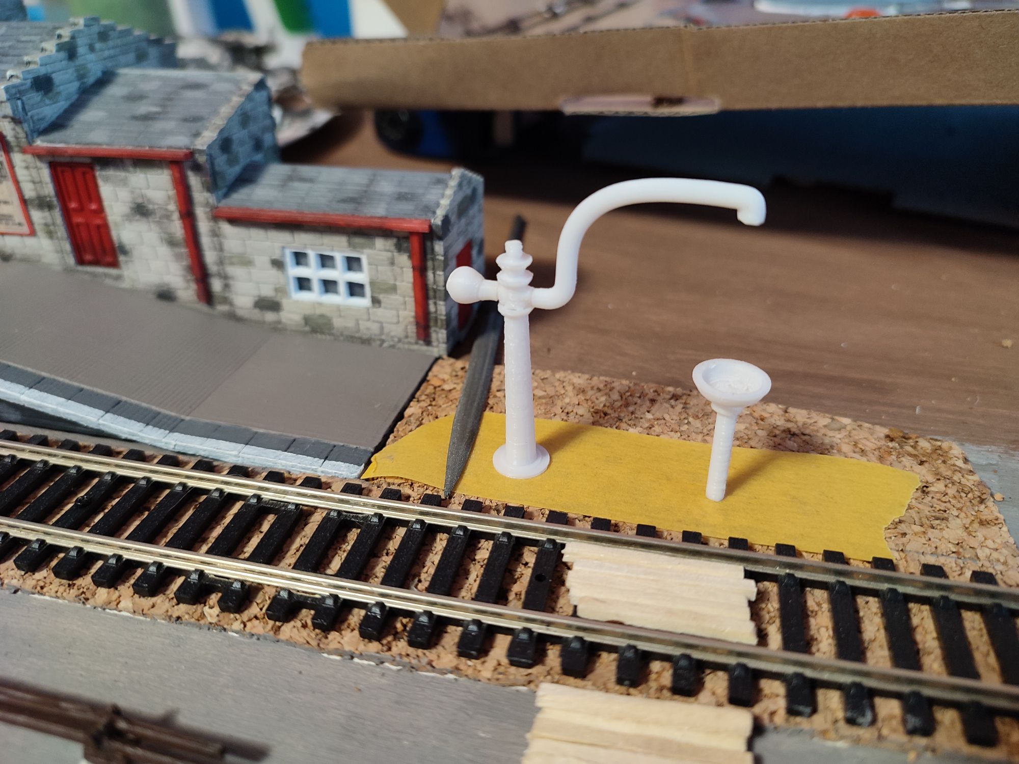 Hogsmeade - Goathland station OO gauge (1:76) - Harry Potter train ...