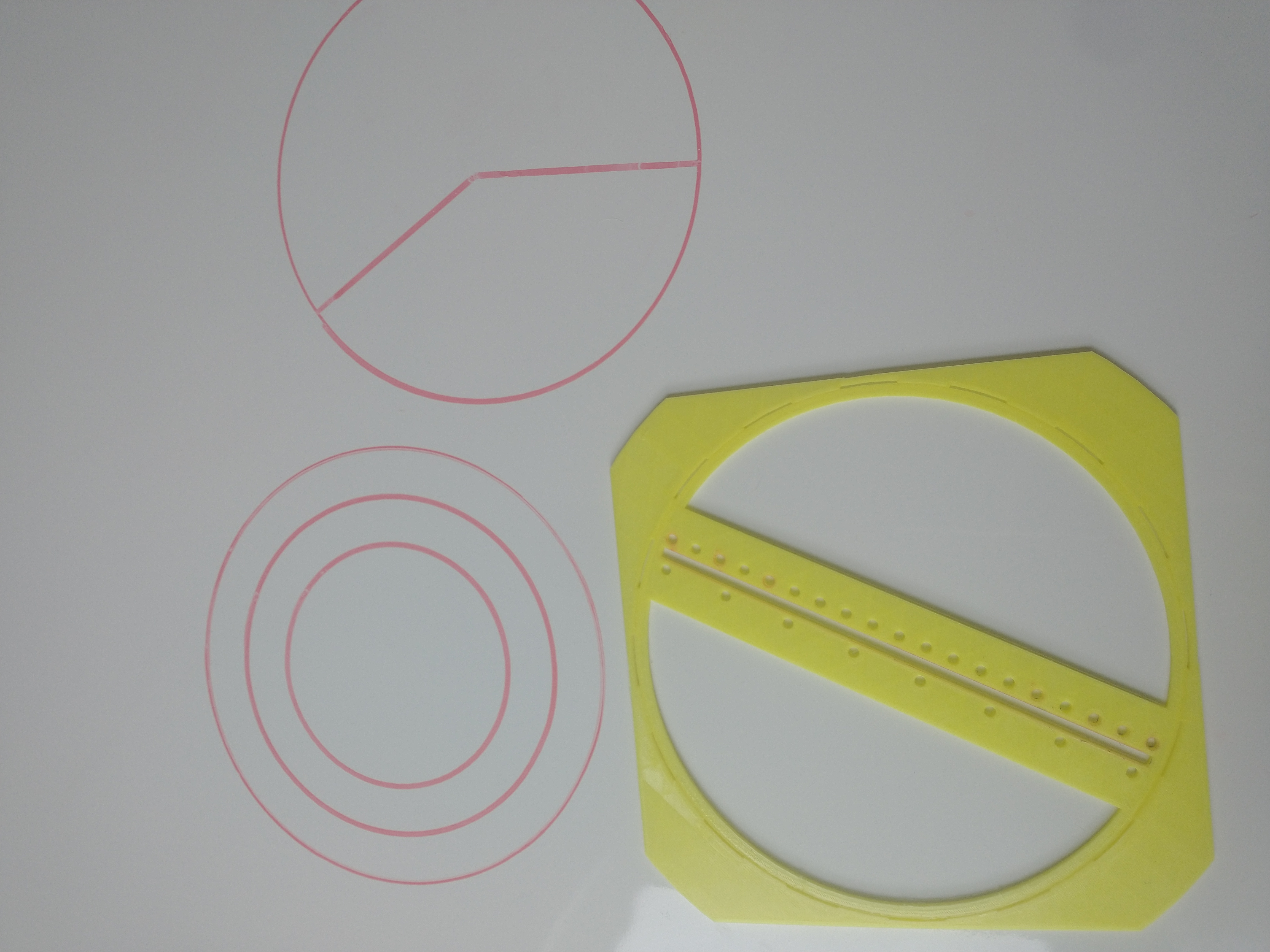 Circle helper target stencil
