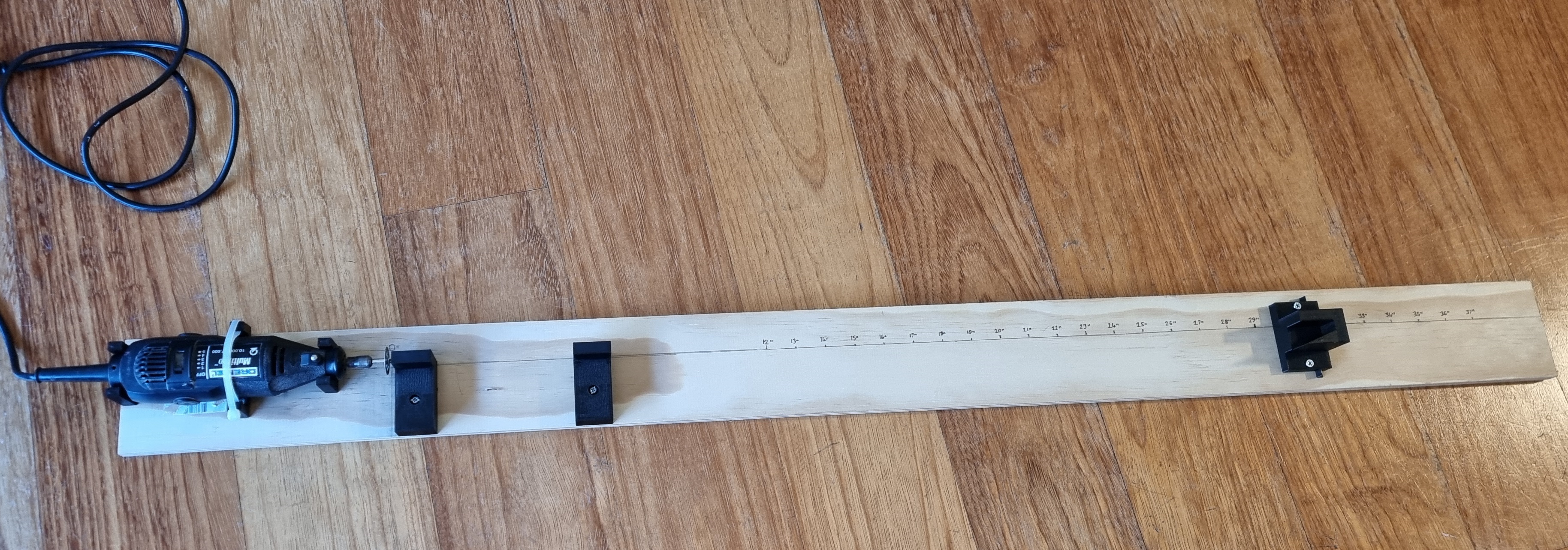 Archery arrow cutting saw using a Dremel 395 by Kole Download free STL model