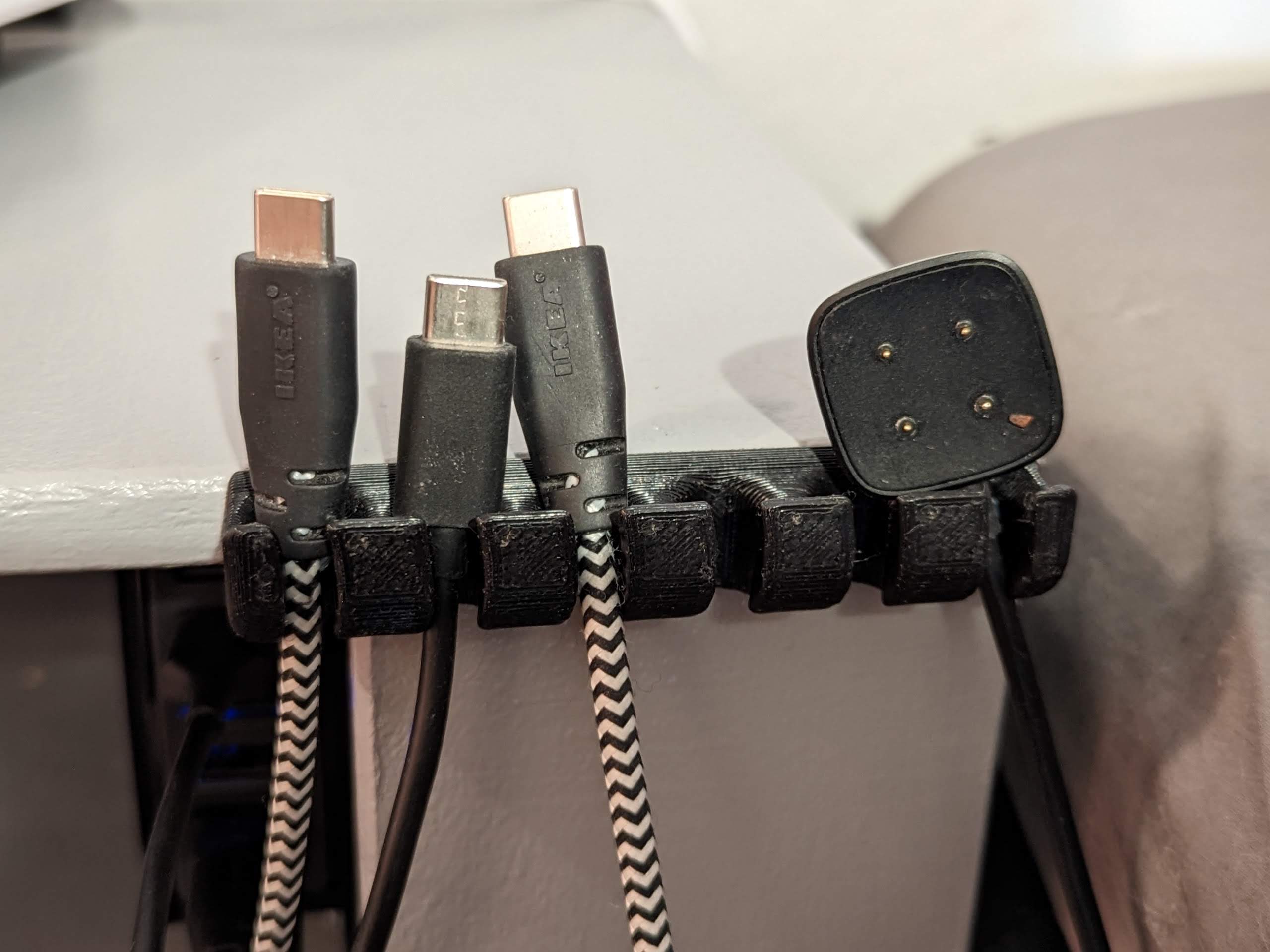 YAUCO USB Cable Organizer by Syspeg Download free STL model