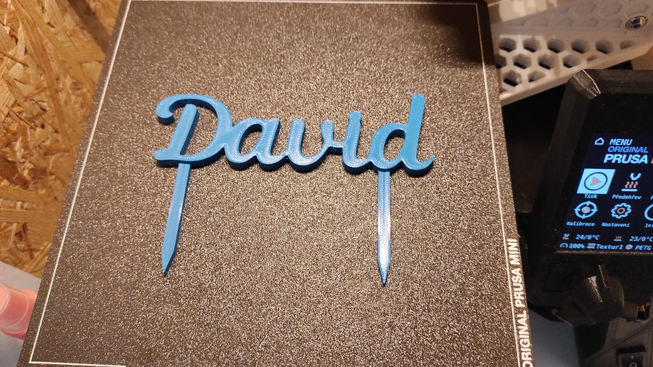 Name tag for the cake - David