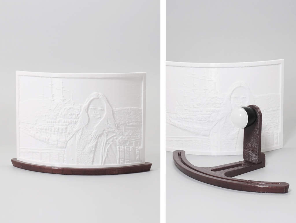 Lithopane bracket