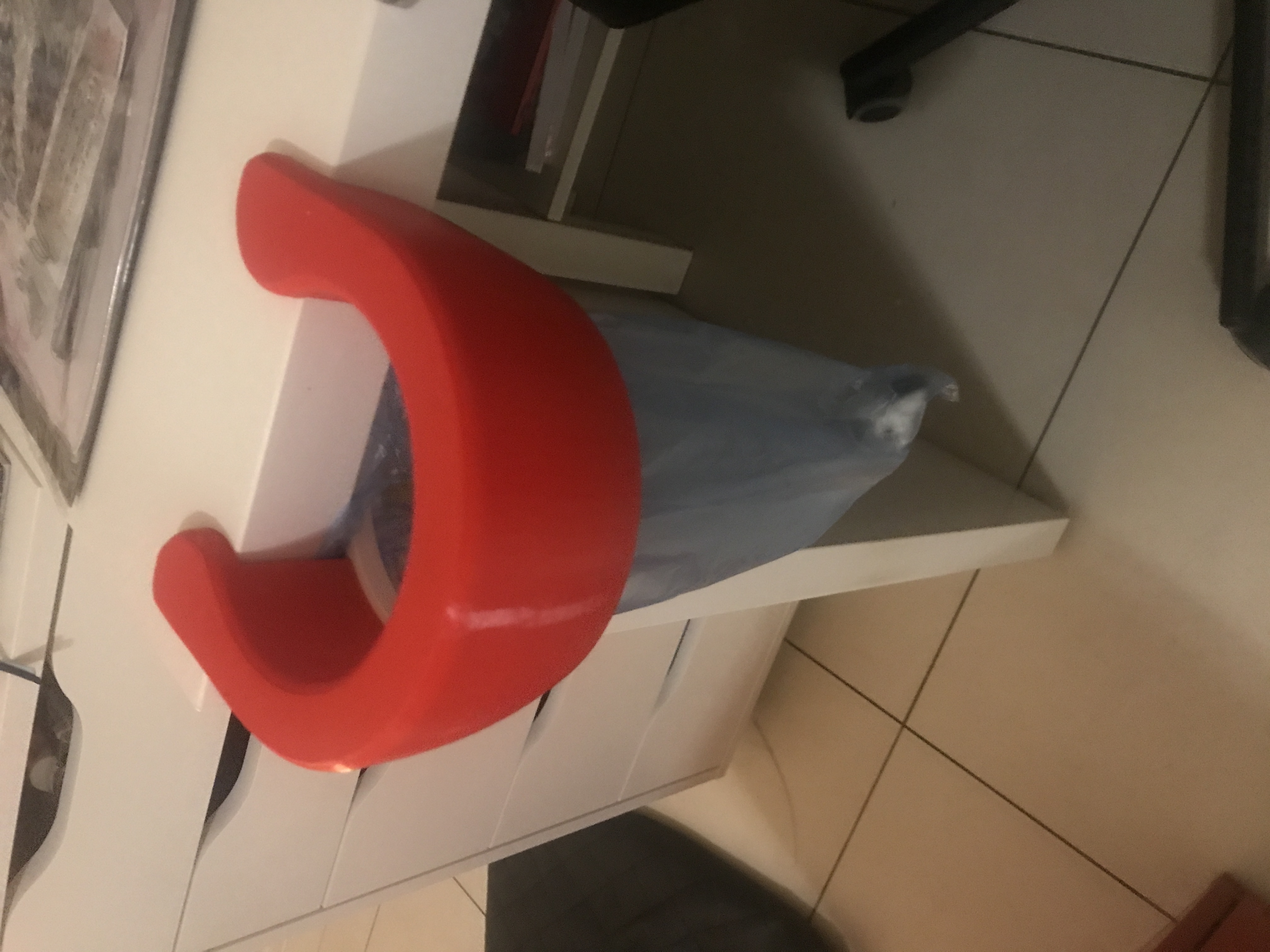 Desk mounted bin