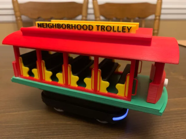 Duplo-compatible base for Neighborhood Trolley