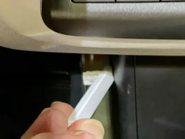 SD Card Remover/Inserter Finger