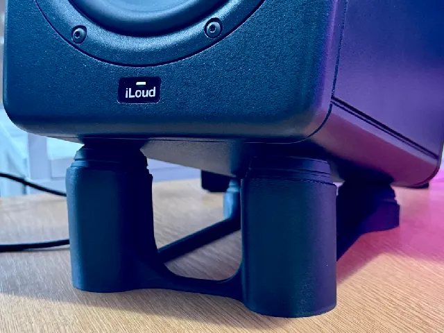 IK Multimedia iLoud Precision Series: Angled Stand
