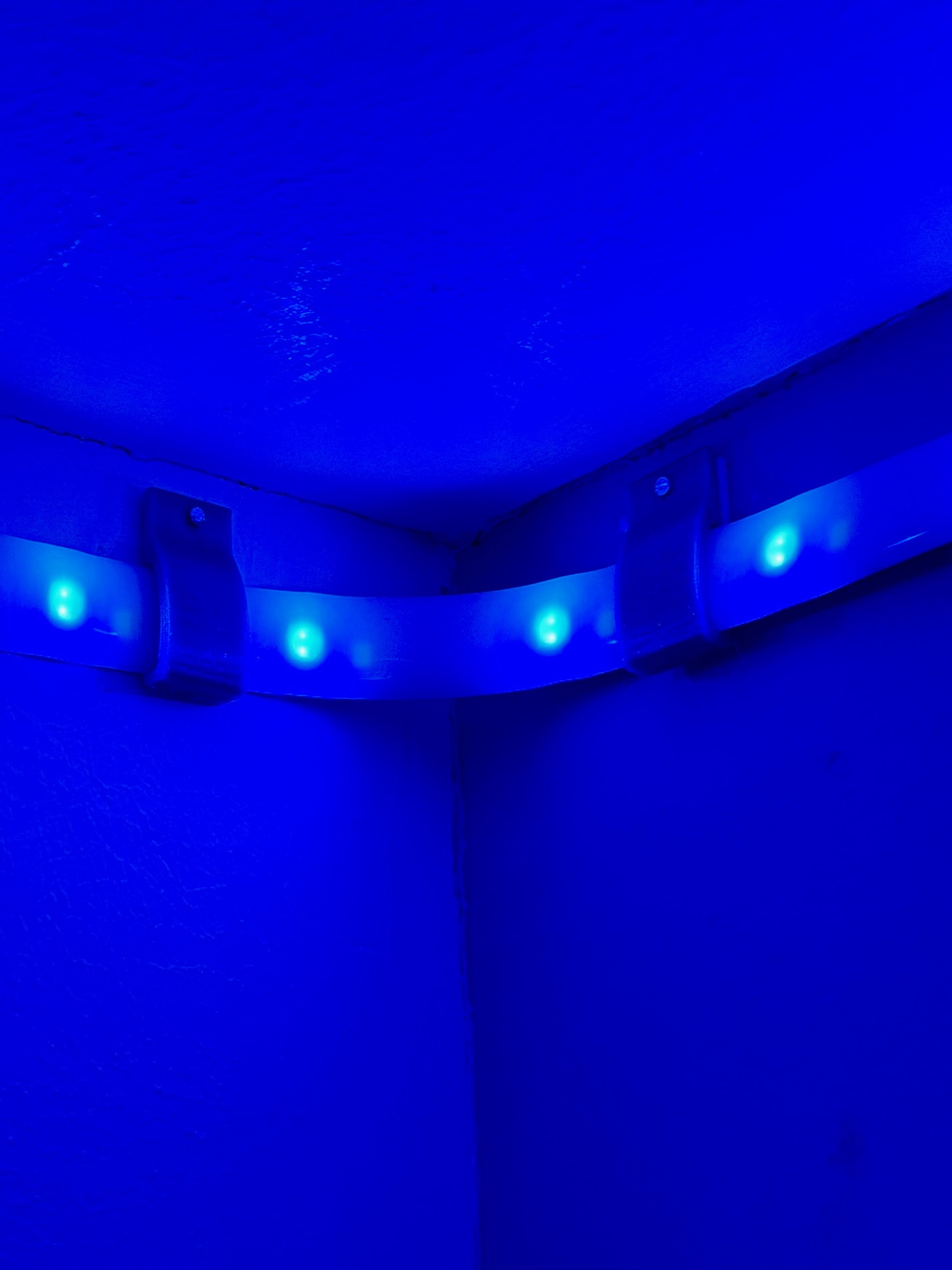 LED strip wall clip