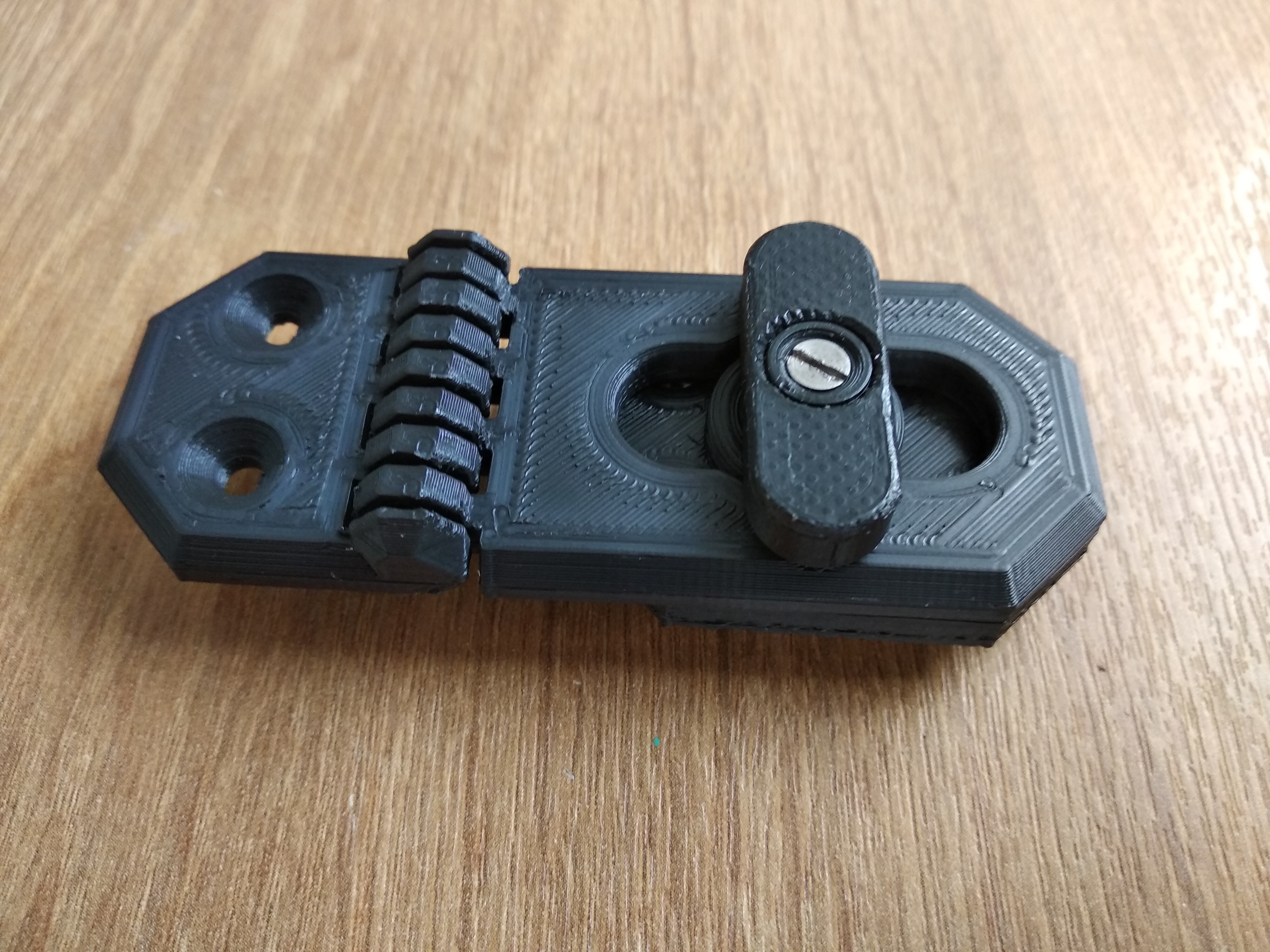 Miniatura 4 do modelo 3D Case latch lock