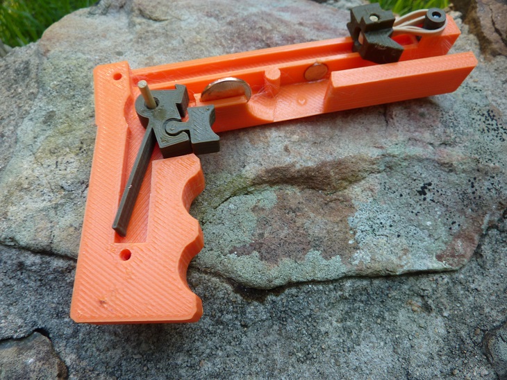 Bottle Cap Gun by DR2D Download free STL model