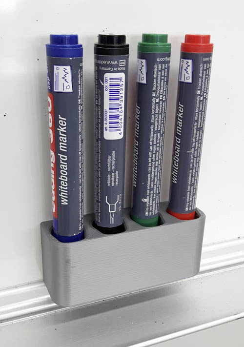 Whitboard pen holder