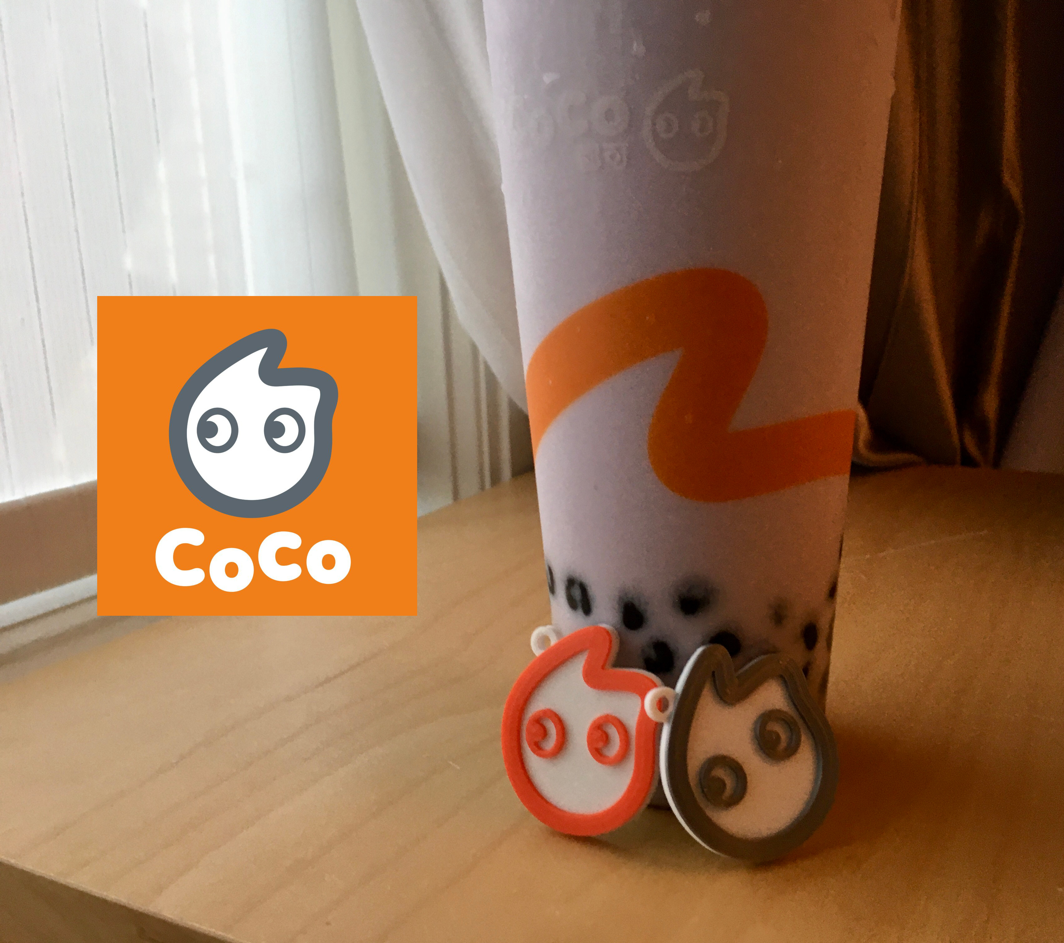 CoCo's Bubble tea logo keychain