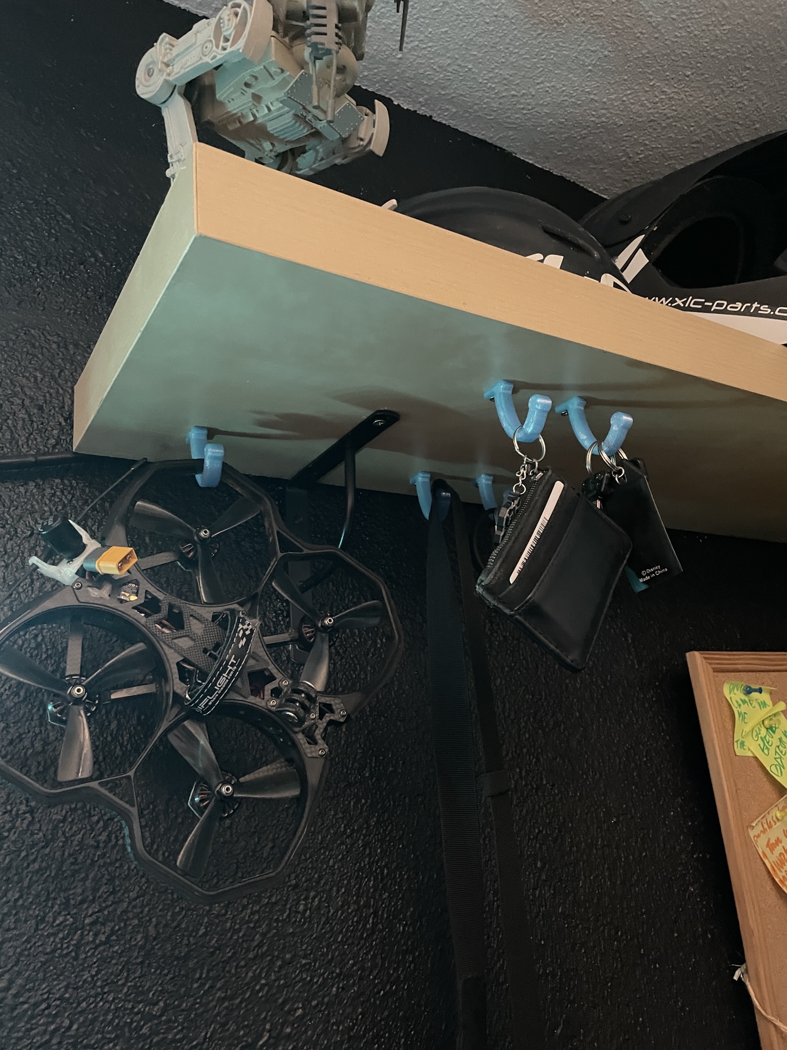 Miniatura 2 do modelo 3D Ceiling Hook