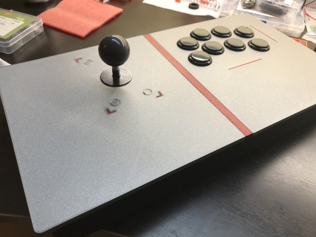 8-button Arcade Stick with internal storage