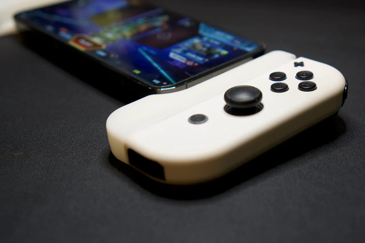 Joy-Con Magsafe Attachment Controller White | eBay
