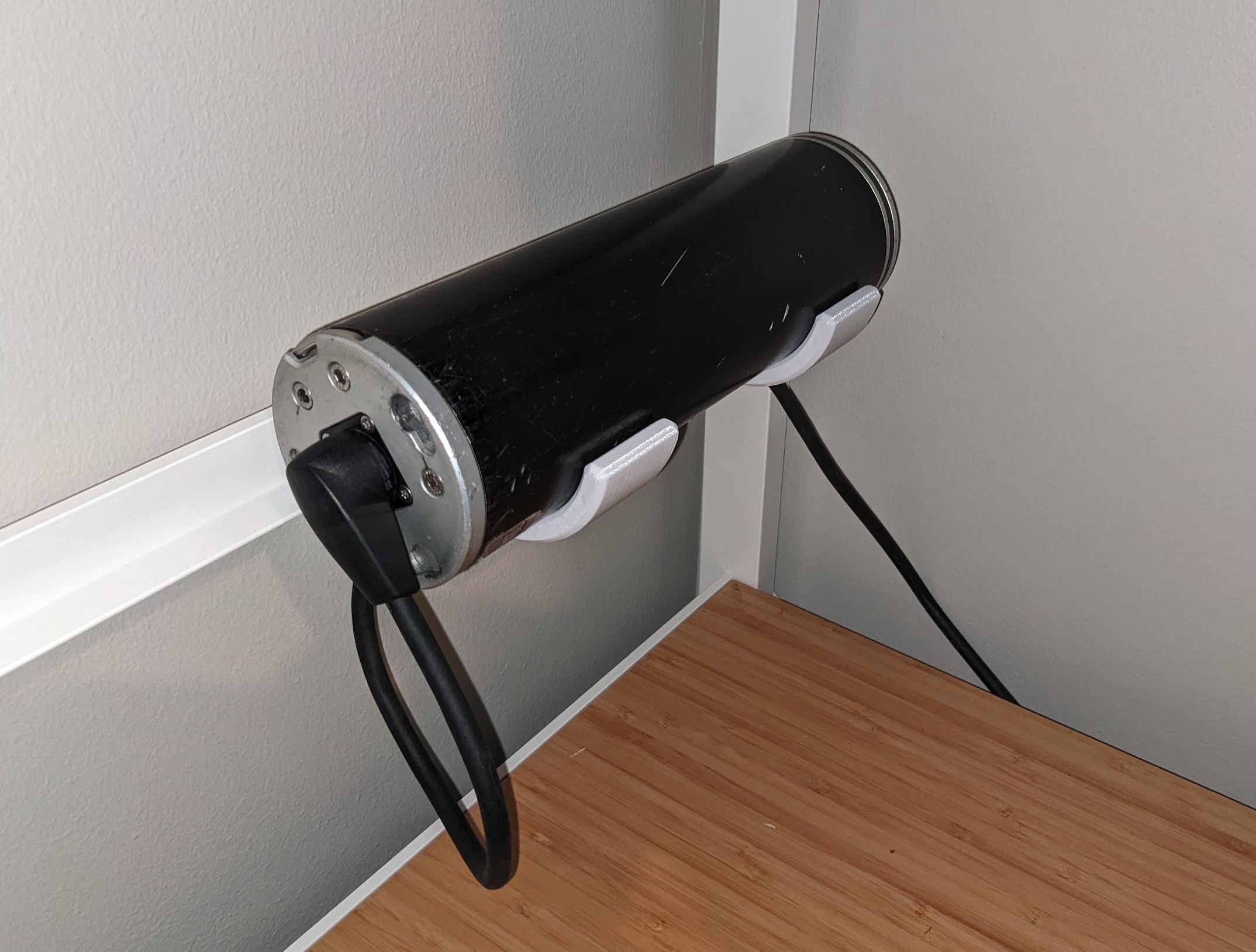 Pendix ePower 300 holder for IKEA Elvarli shelving